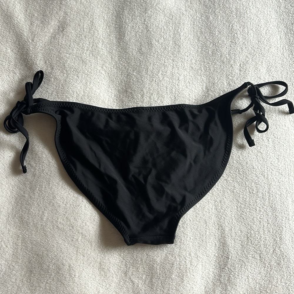 Forever 21 String Bikini - Picture 4 of 4